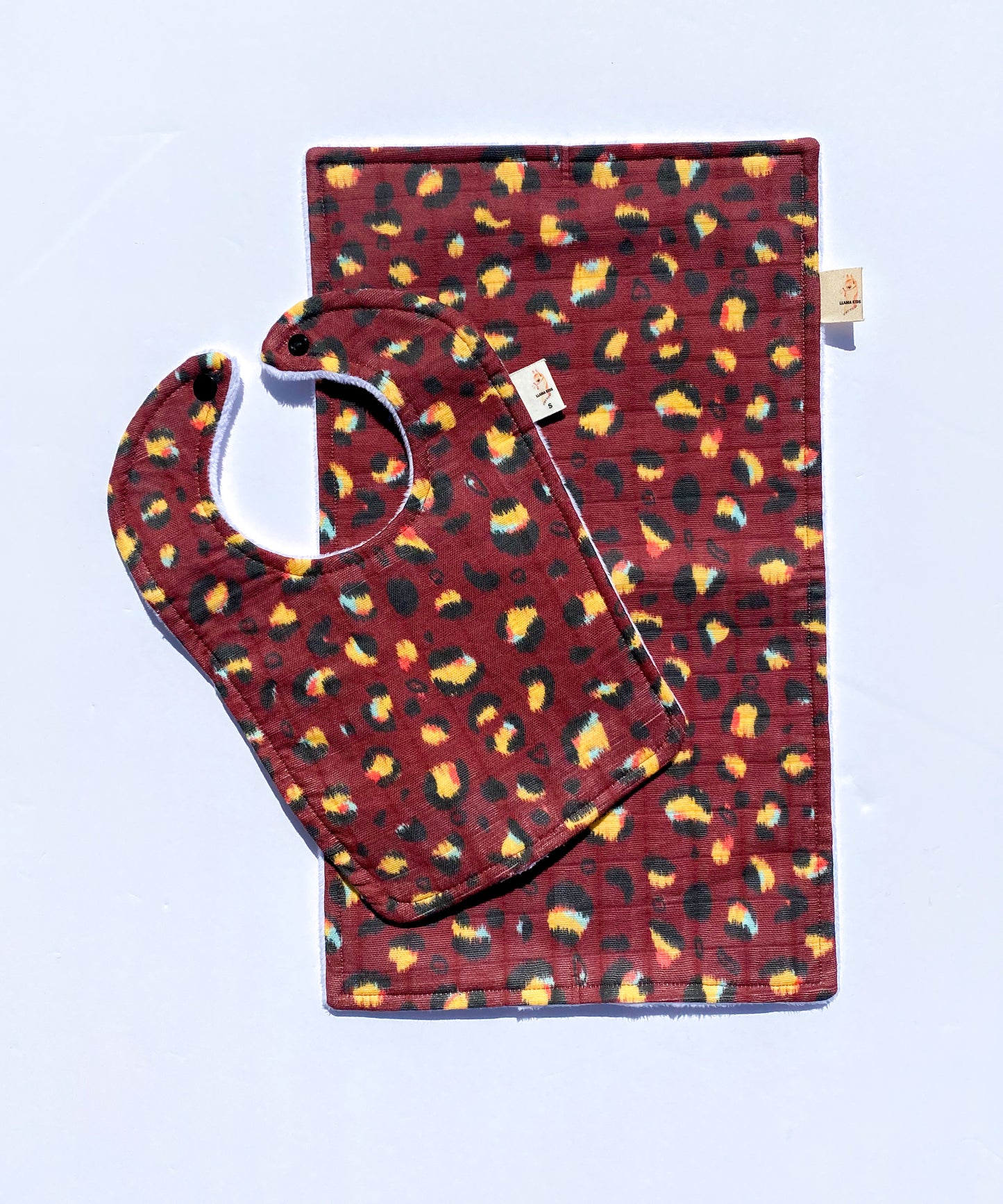 Leopard Bib & Burp Cloth Set